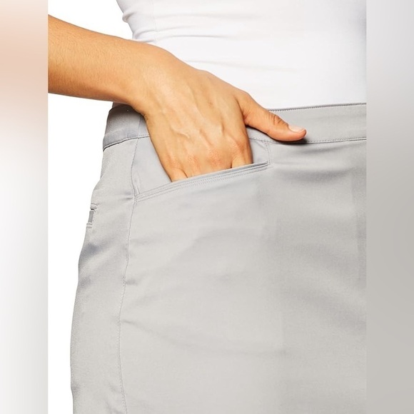 NWT PGA TOUR 17" Golf Skort with Comfort Stretch Waistband, Sleet, Size 8 - Picture 2 of 9